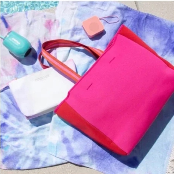 Summersalt The Perfect Beach Tote - Picture 3 of 9